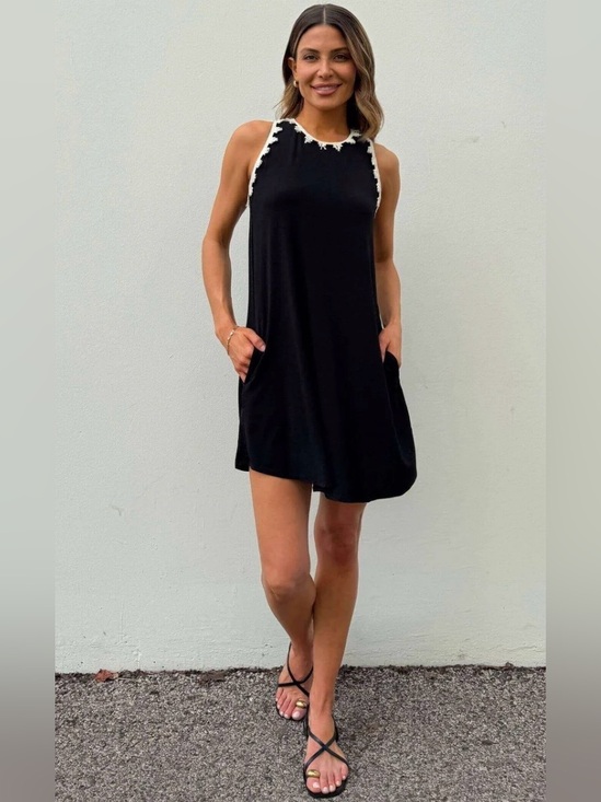 shebird Dresses & Skirts - Shebird The Tunic Tank Dress with Fringe Trim Black size 4/M worn once